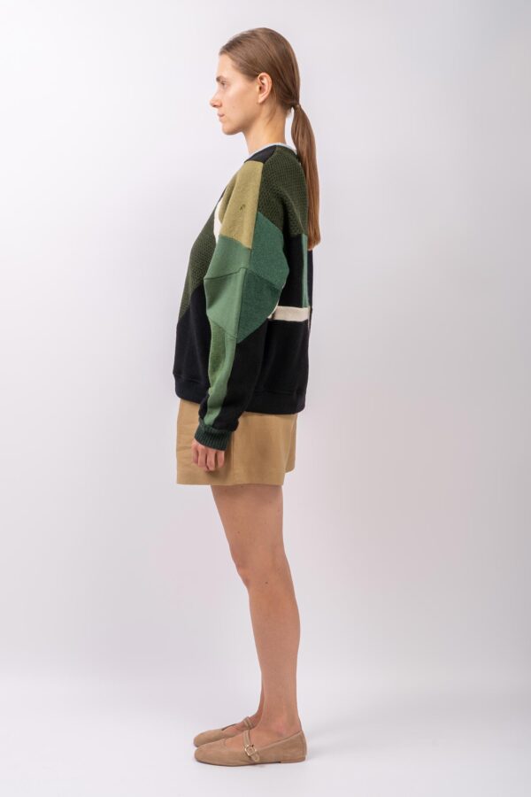 BOXY SWEATER „HIDDEN BERRY” - Image 4