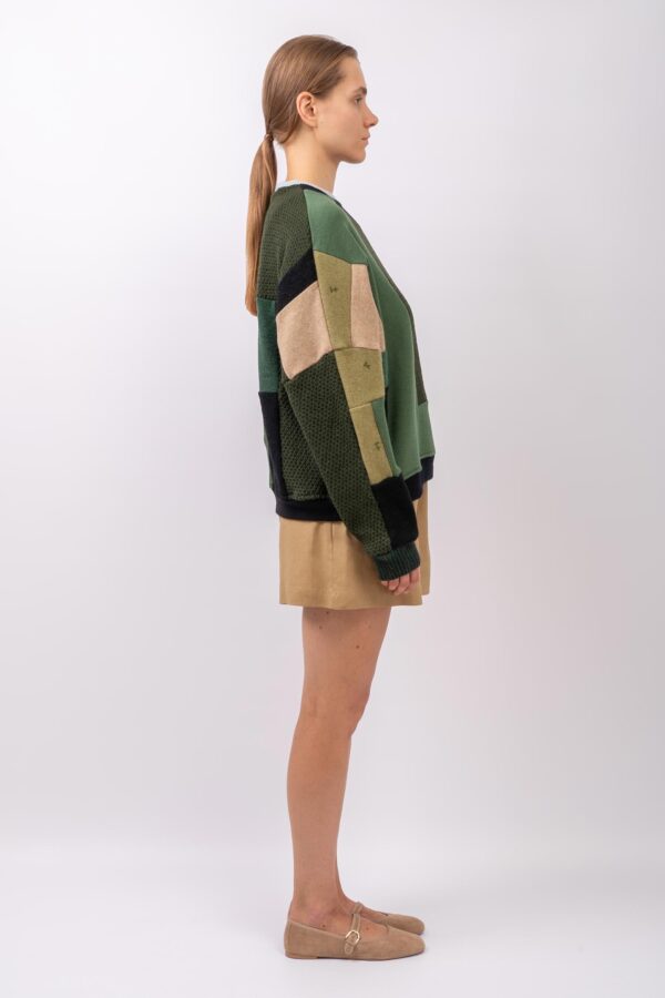 BOXY SWEATER „HIDDEN BERRY” - Image 3
